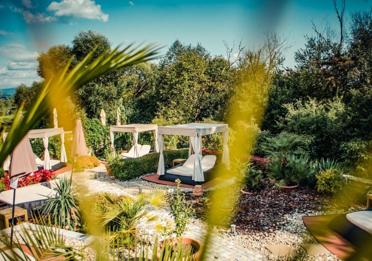 Wellness & Spa Hotel Kaskady Sliac Exterior photo