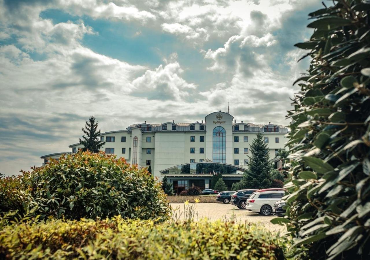 Wellness & Spa Hotel Kaskady Sliac Exterior photo